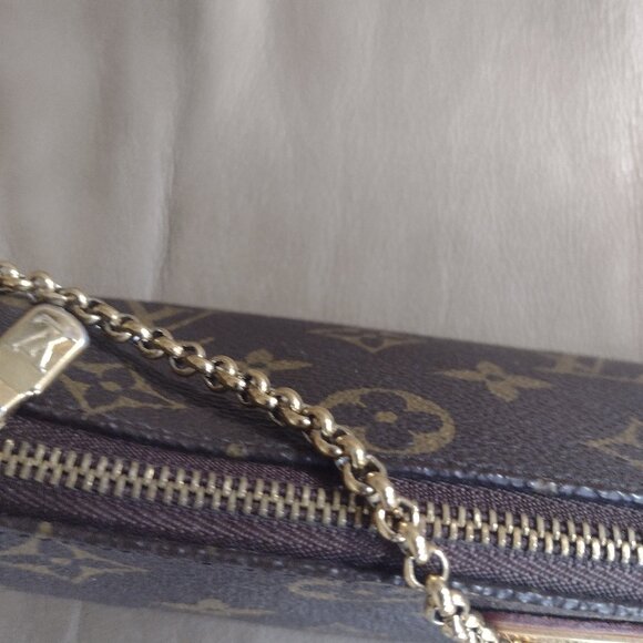 💯% Authentic Louis Vuitton Eva monogram Canvas Crossbody💫 bag - Picture 14 of 15